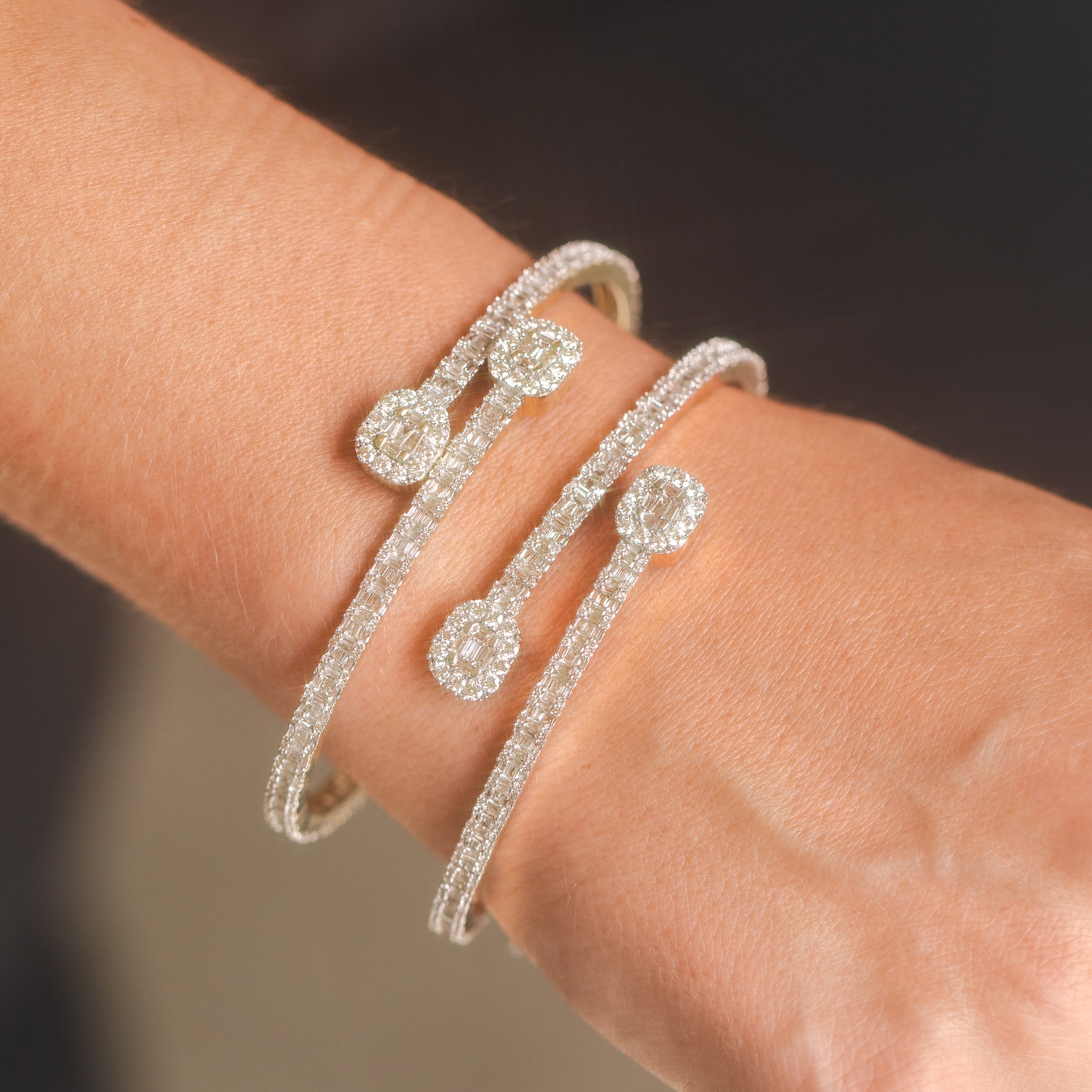 Gold Cushion Square Cuff Bangle Bracelet 2-5/8 Cttw Baguette Natural Diamond Womens (10.65 grams)