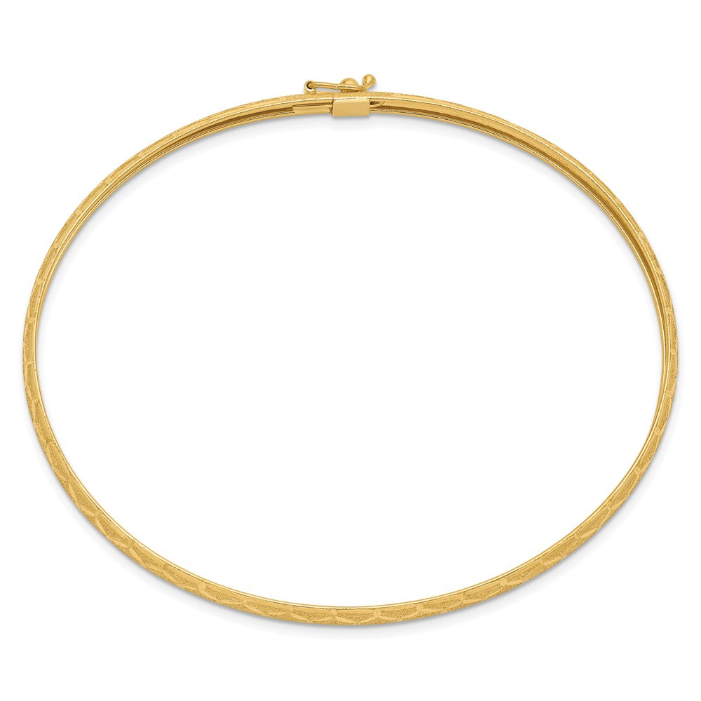 10k Yellow Gold 4.5 mm Hexagonal Design Diamond-cut Flexible Bangle (2.72 grams)