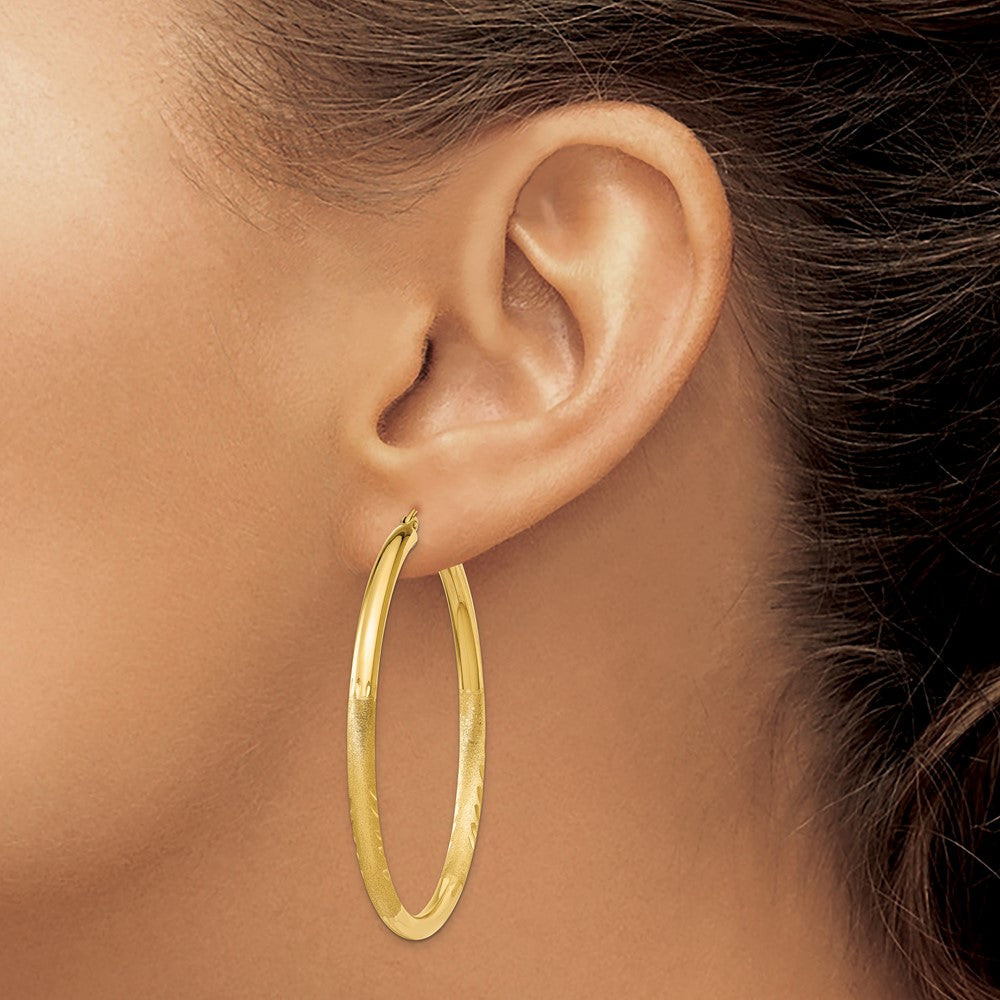 10k Yellow Gold 3 mm Round Hoop Earrings (3.03 grams)