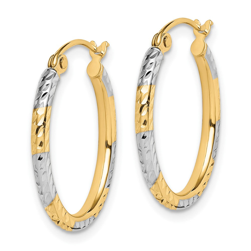 10k Yellow w/Rhodium 16 mm Diamond Cut Patterned Oval Hoop Earrings (0.92 grams)