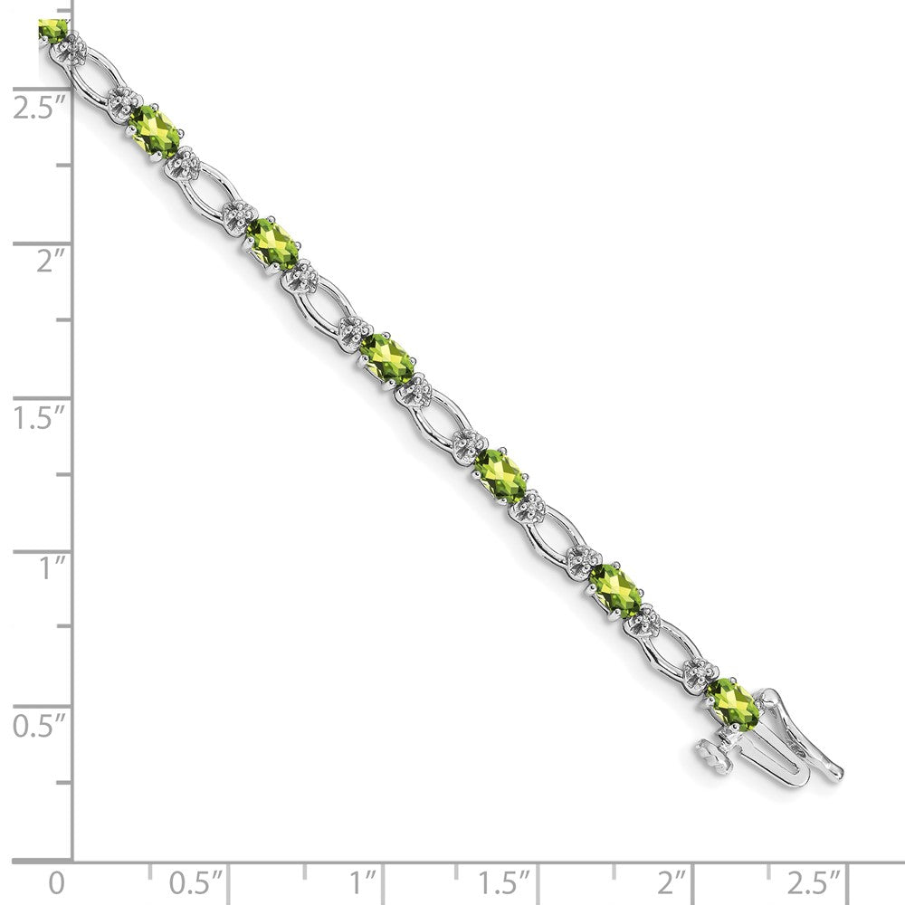 14k White Gold Complete Diamond and Oval Peridot Heart Accent 7 inch Bracelet (6.27 grams)