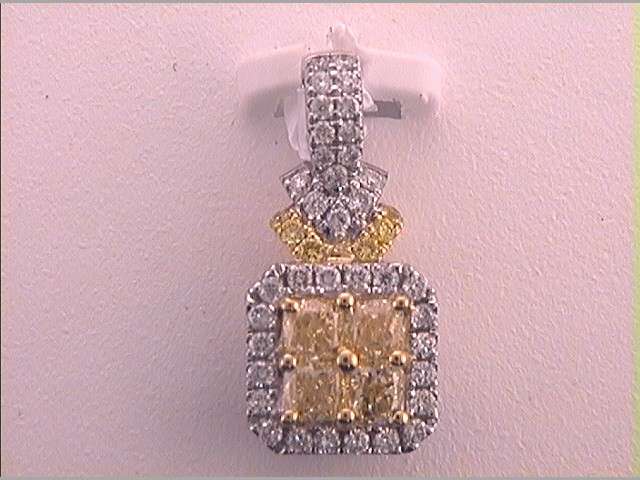 18Kt White Gold 5/8Ctw-Diamond Amarillo Natural Yellow Diamond Pendant (1.7 grams)