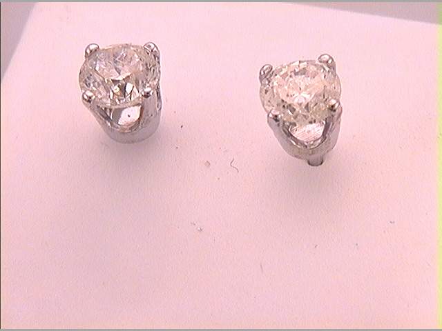 10Kt White Gold 5/8Ct-(Fine) Round Studs Solitaire Earring