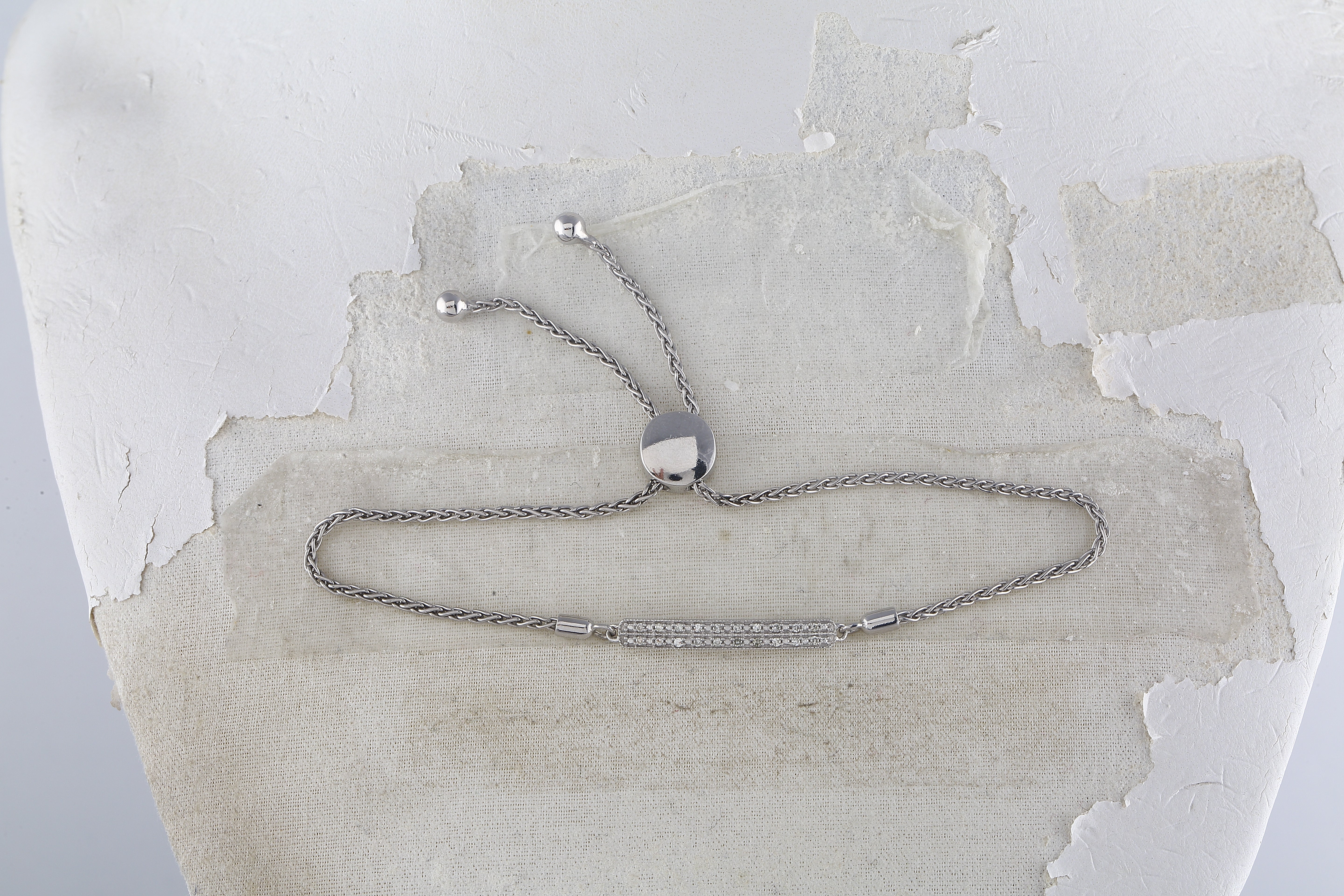 1/10 Ctw-Dia Bolo Bracelet (1.24 grams)