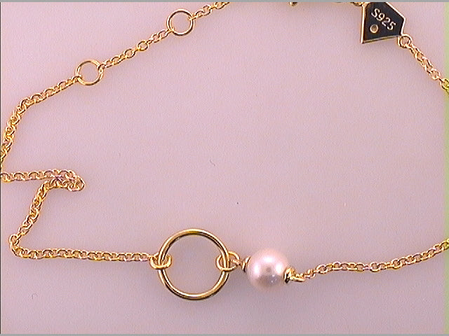 Yellow-Tone Sterling 1 1/4Ctw-Diamond -Large Pearl Bracelet (1.15 grams)