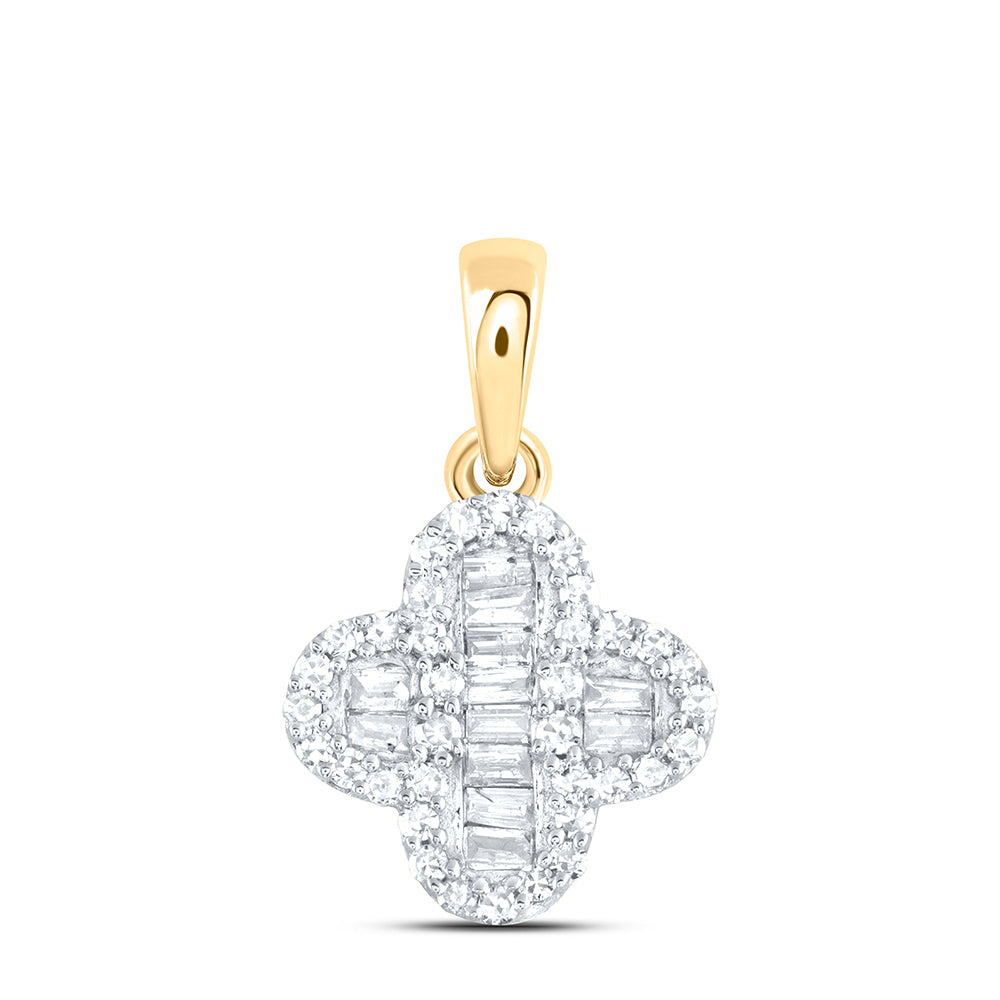 10Kt Gold 1/5Ctw-Diamond Gift Clover Pendant