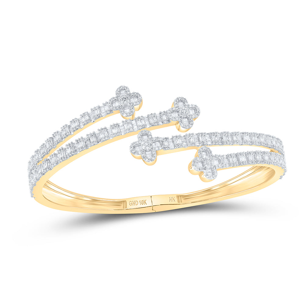 10Kt Gold 2 7/8Ctw-Dia Nk Cuff Ladies Clover Bangle