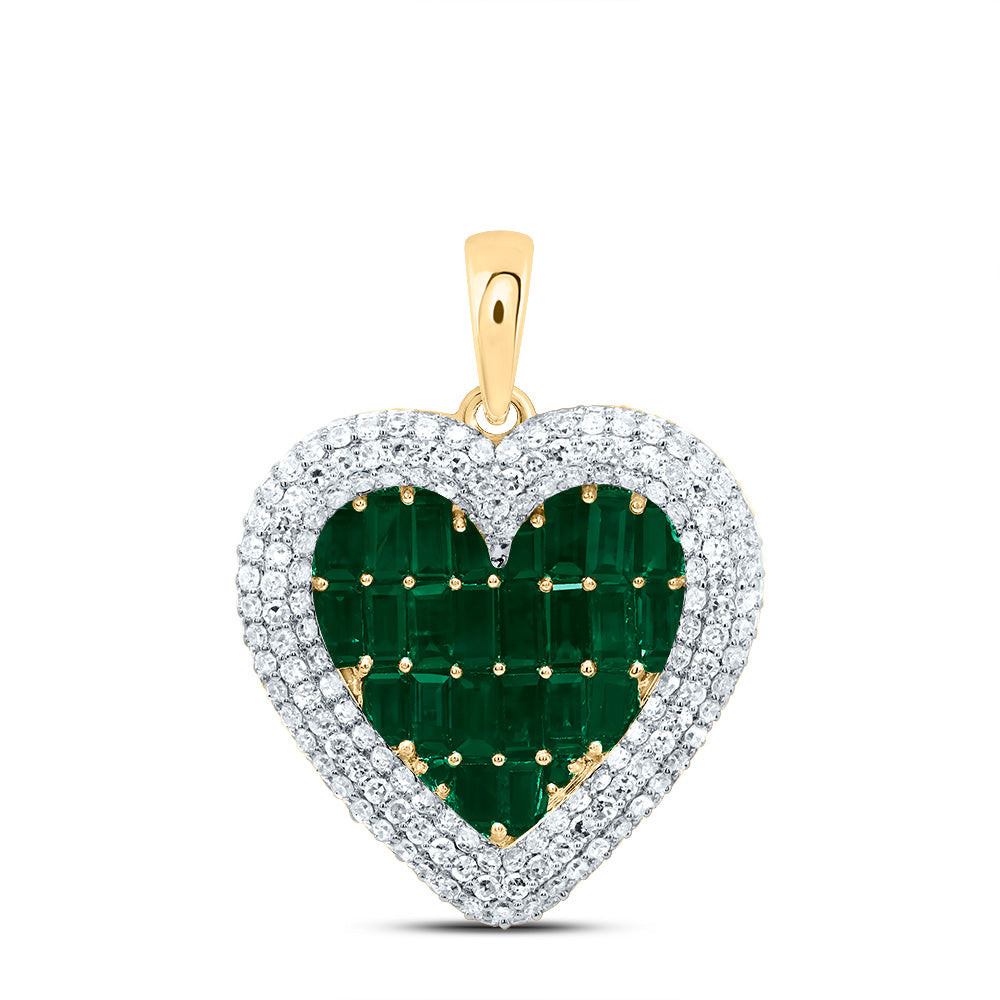 1Ctw-Nat Dia Cn 0.010Ctw-Rd-Eml,1 3/8Ctw-Bag-Eml, Nat Gem Heart Pendant