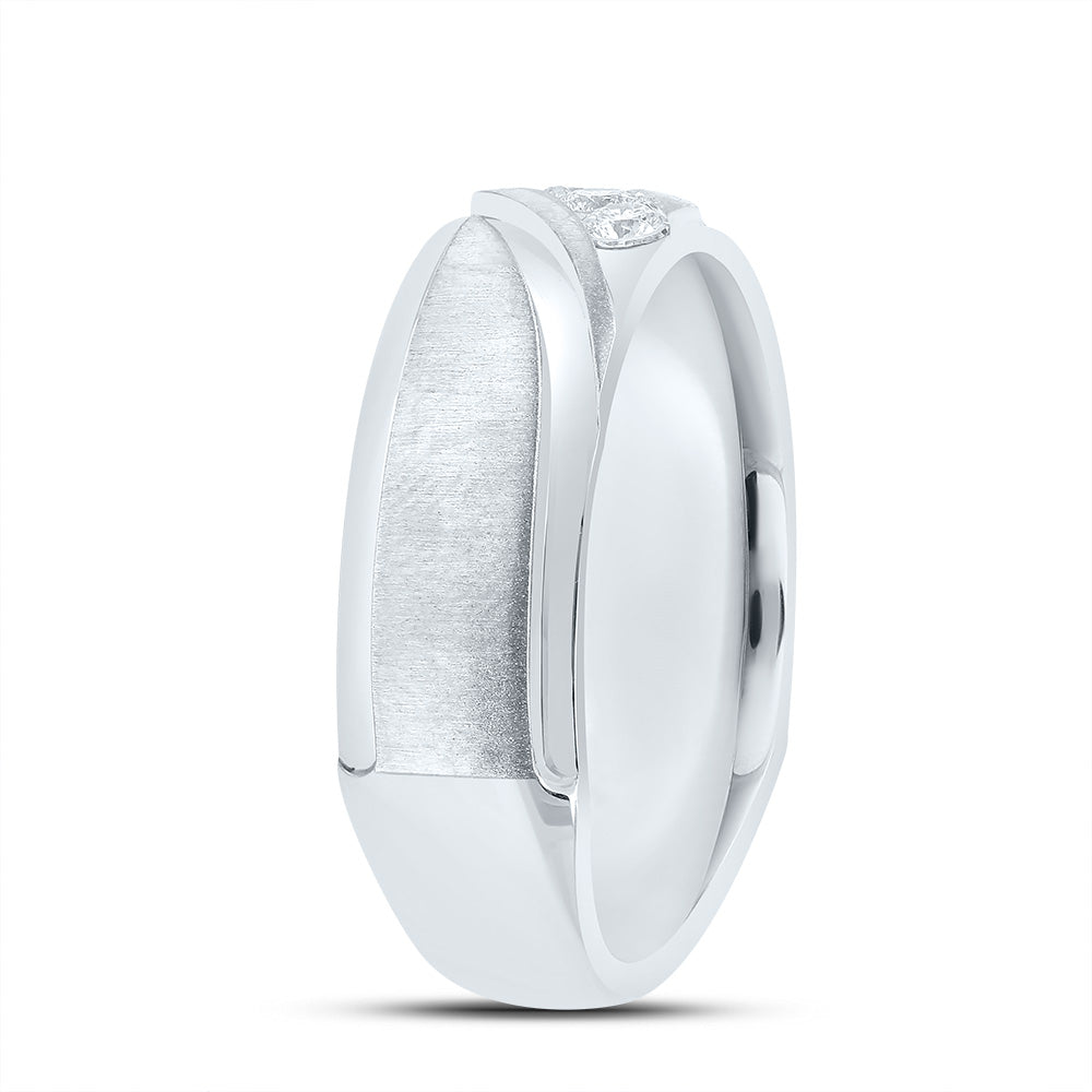 1/4Ctw-Dia Cn Mens Machine-Set Band (9.07 grams)