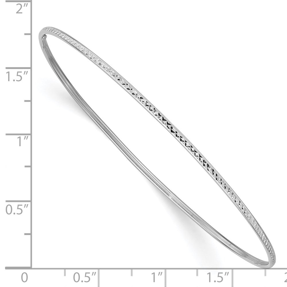 14k White Gold 1.5 mm Diamond-Cut Slip-on Bangle Bracelet (1.41 grams)