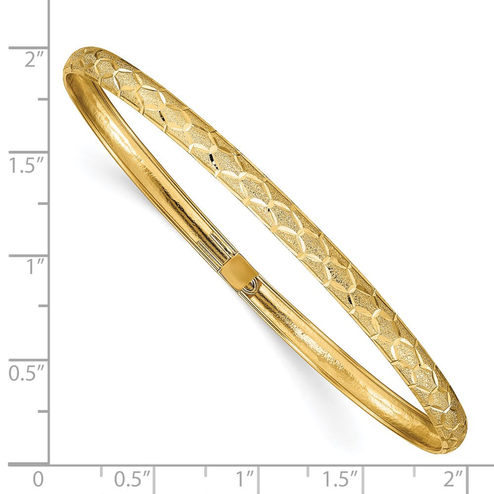 14k Yellow Gold 4.5 mm Hexagonal Design Diamond-cut Flexible Bangle (2.63 grams)
