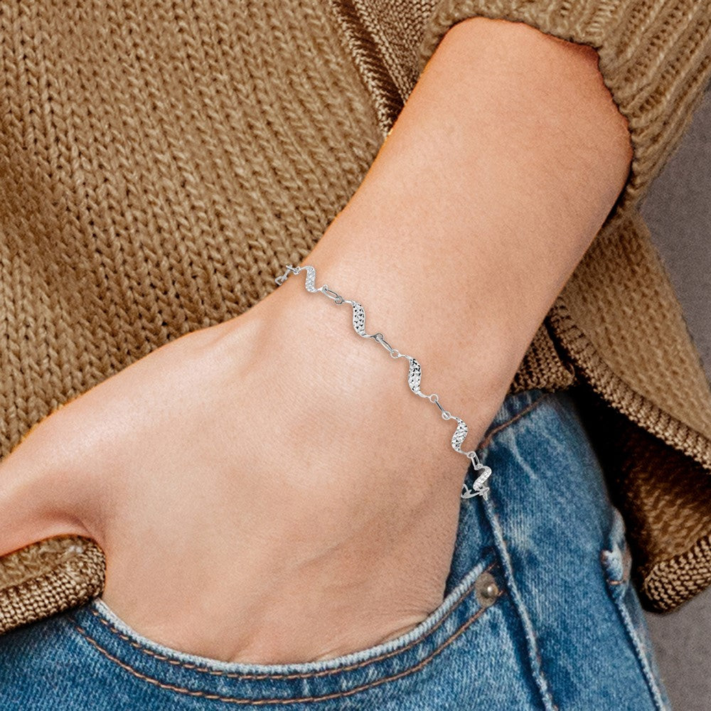 14k White Gold 5 mm Diamond-cut Bracelet (0.96 grams)