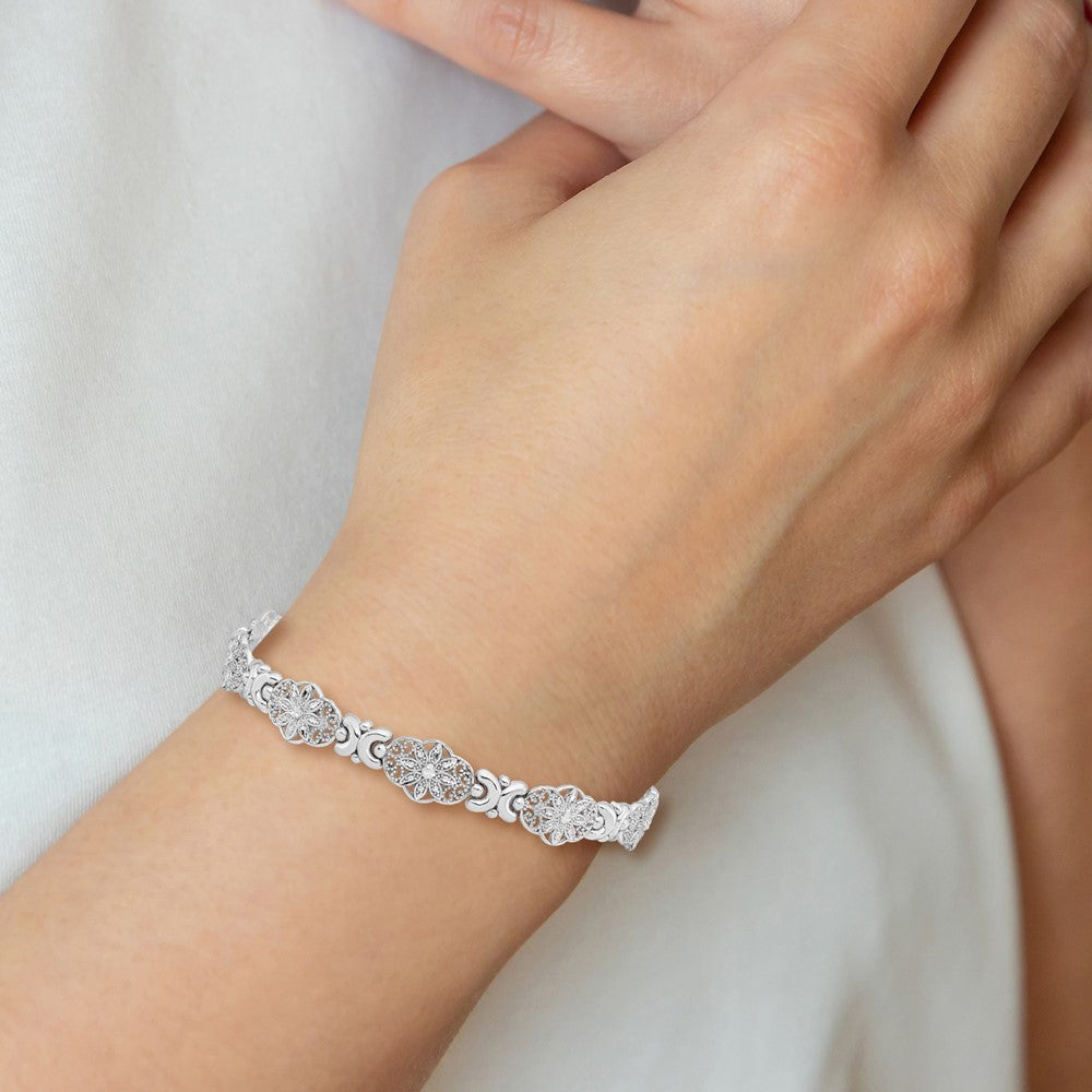 14k White Gold 8.6 mm Fancy Floral Link Bracelet (6.61 grams)