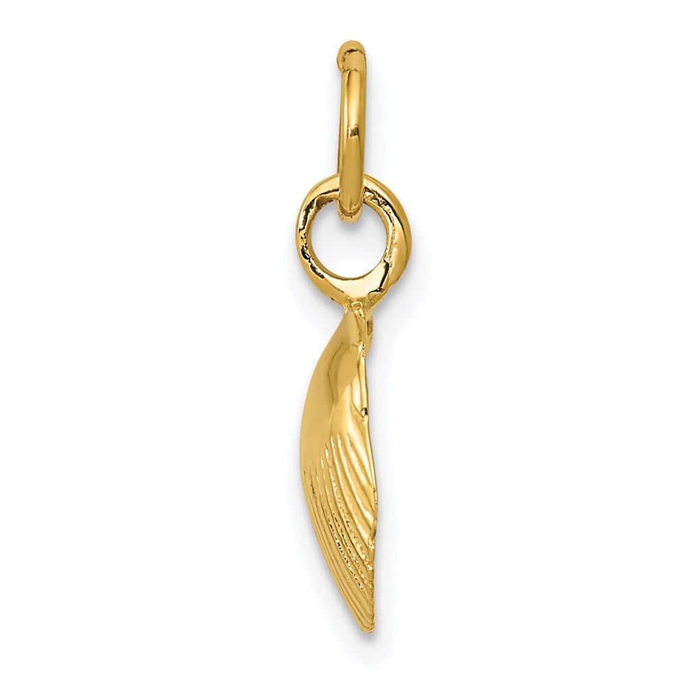 14k Yellow Gold 10 mm Seashell Pendant (0.85 grams)
