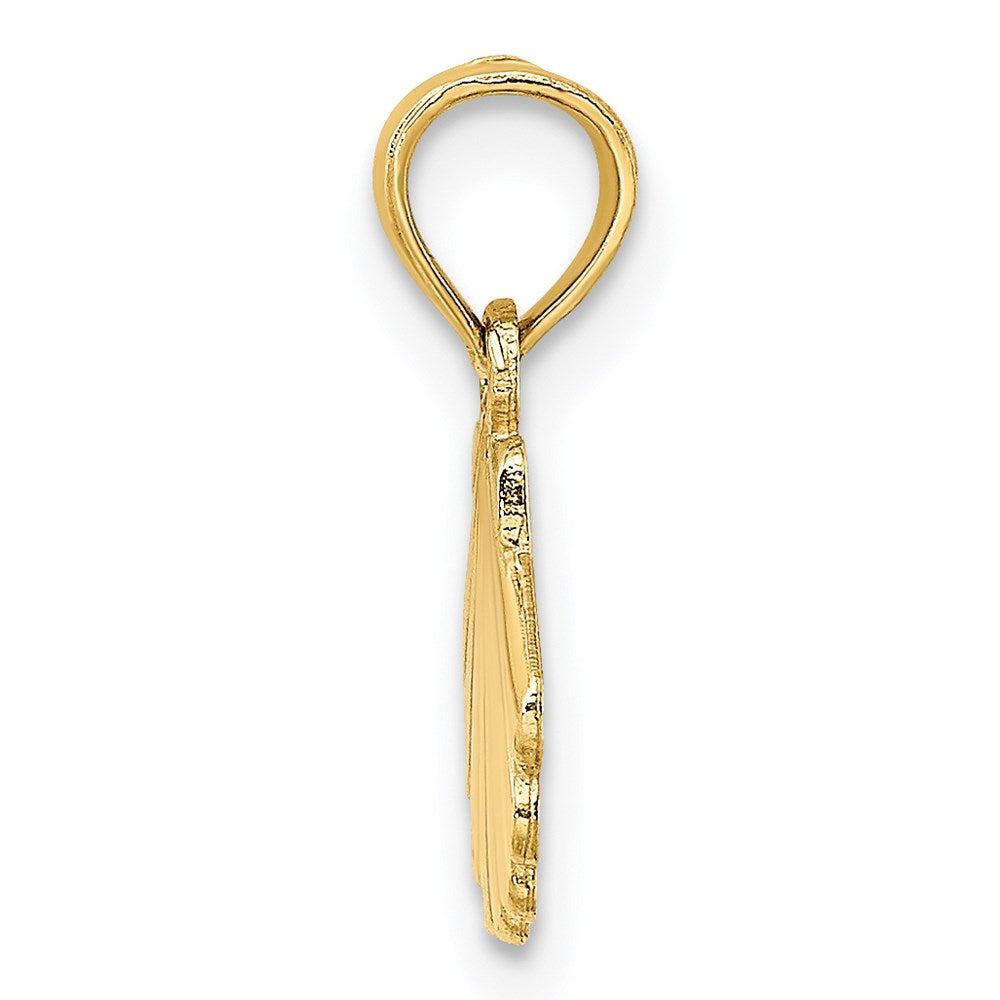 14k Yellow Gold 10.44 mm Polished and Engraved Shell Charm (0.64 grams)