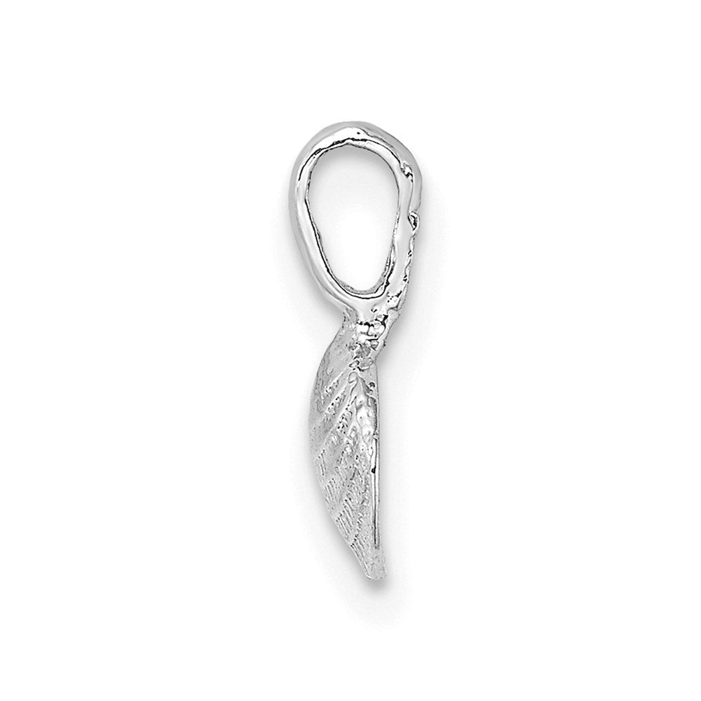 14k White Gold 6.9 mm Mini Clam Shell Charm (0.29 grams)