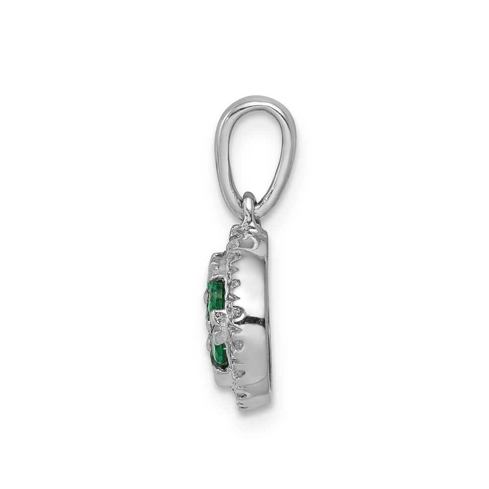 14k White Gold Diamond and Emerald Halo Circle Pendant (0.9 grams)
