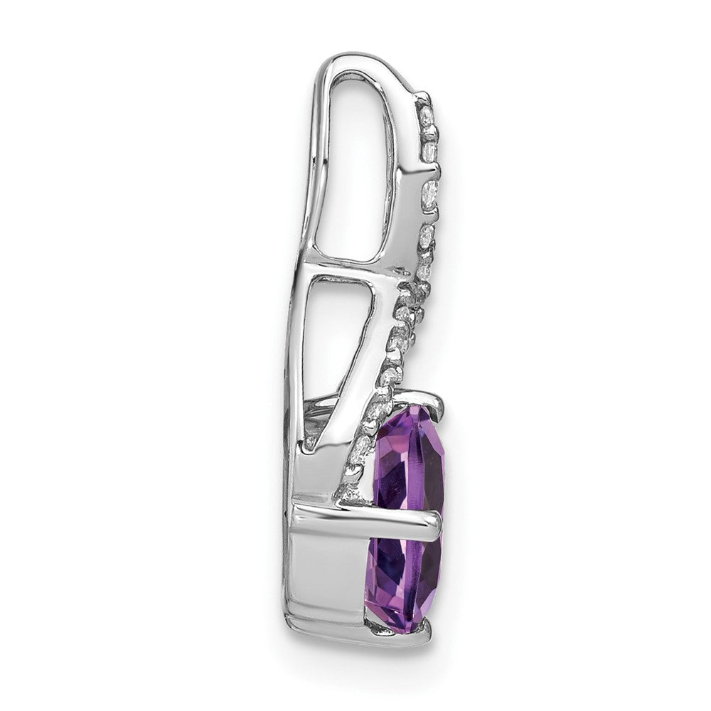 14k White Gold Cushion Amethyst and Diamond Pendant (1.5 grams)