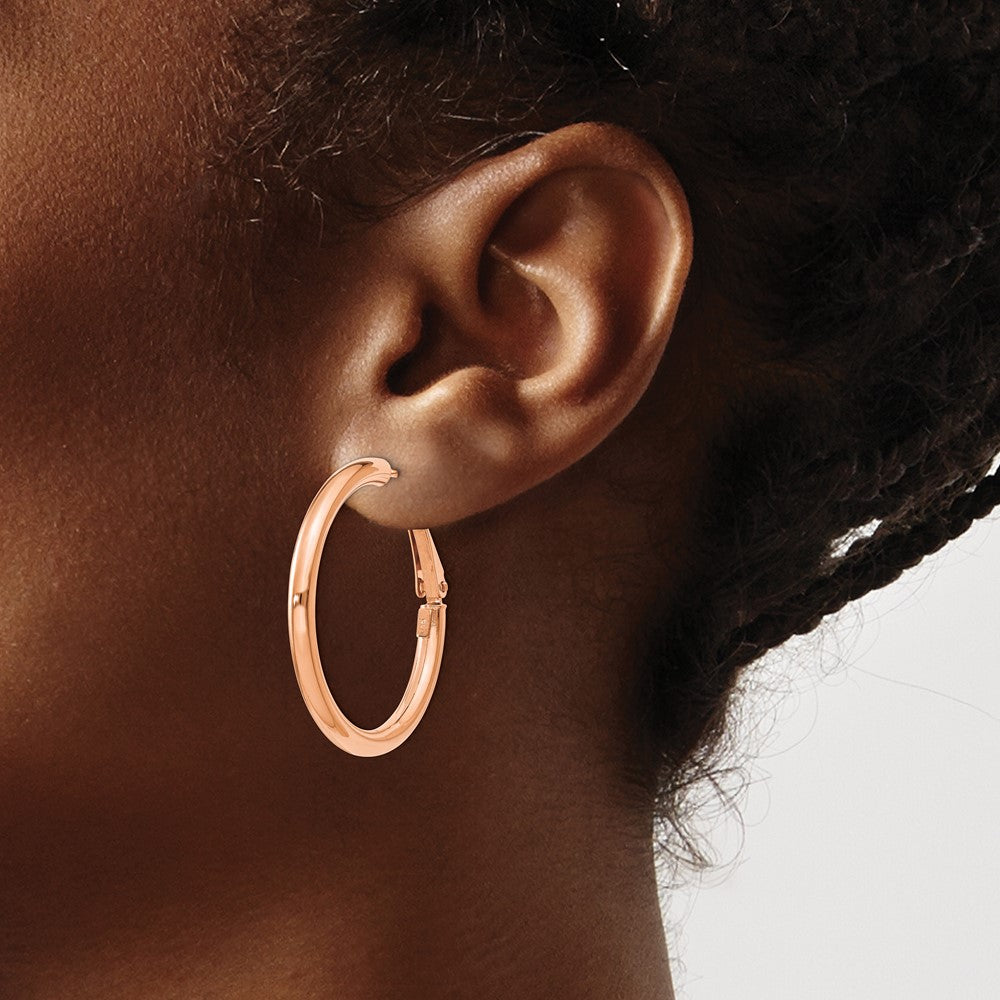 14k Rose Gold 32.5 mm Polished Round Omega Back Hoop Earrings (3.26 grams)