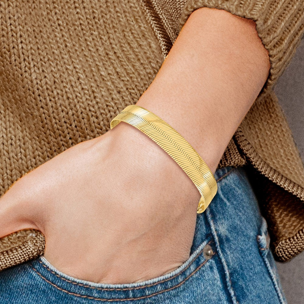 14k 10mm Silky Herringbone Chain Bracelet (11.63 grams)