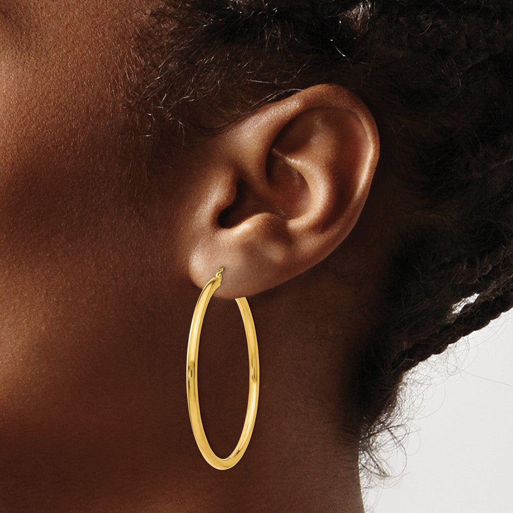 14k Yellow Gold 2.5 mm Tube Hoop Earrings (3.53 grams)
