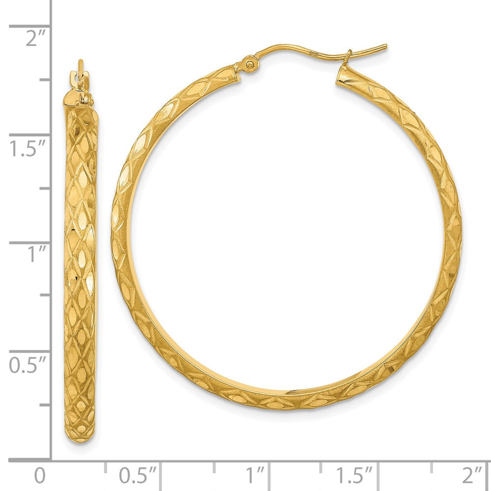 14k Yellow Gold 40.77 mm Polished and Satin Diamond-cut Diamond Pattern Hoop Earrings (3.84 grams)