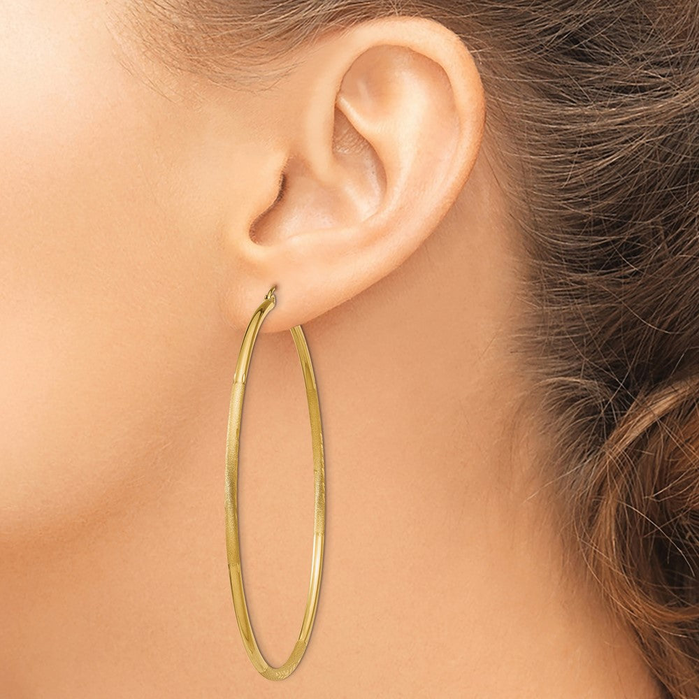 14k Yellow Gold 2 mm Round Tube Hoop Earrings (3.55 grams)