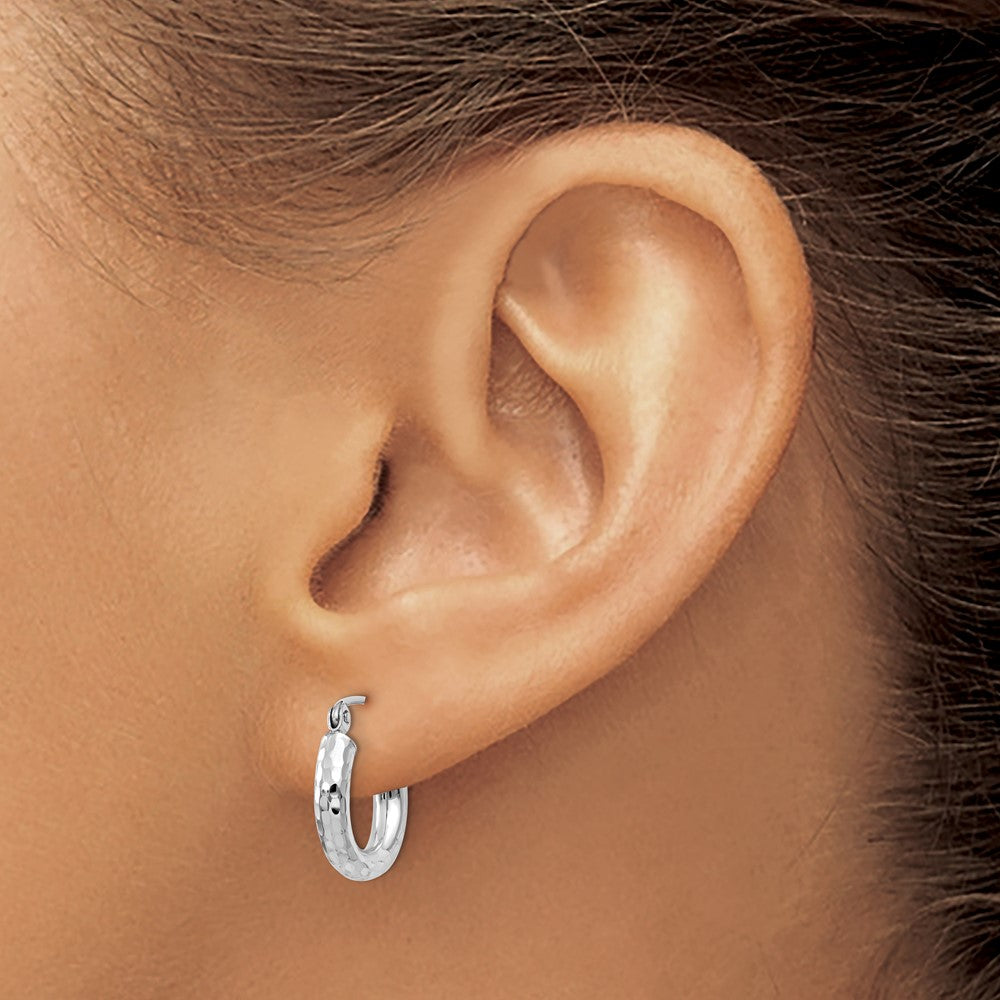 14k White Gold 3 mm Round Hoop Earrings (1.01 grams)