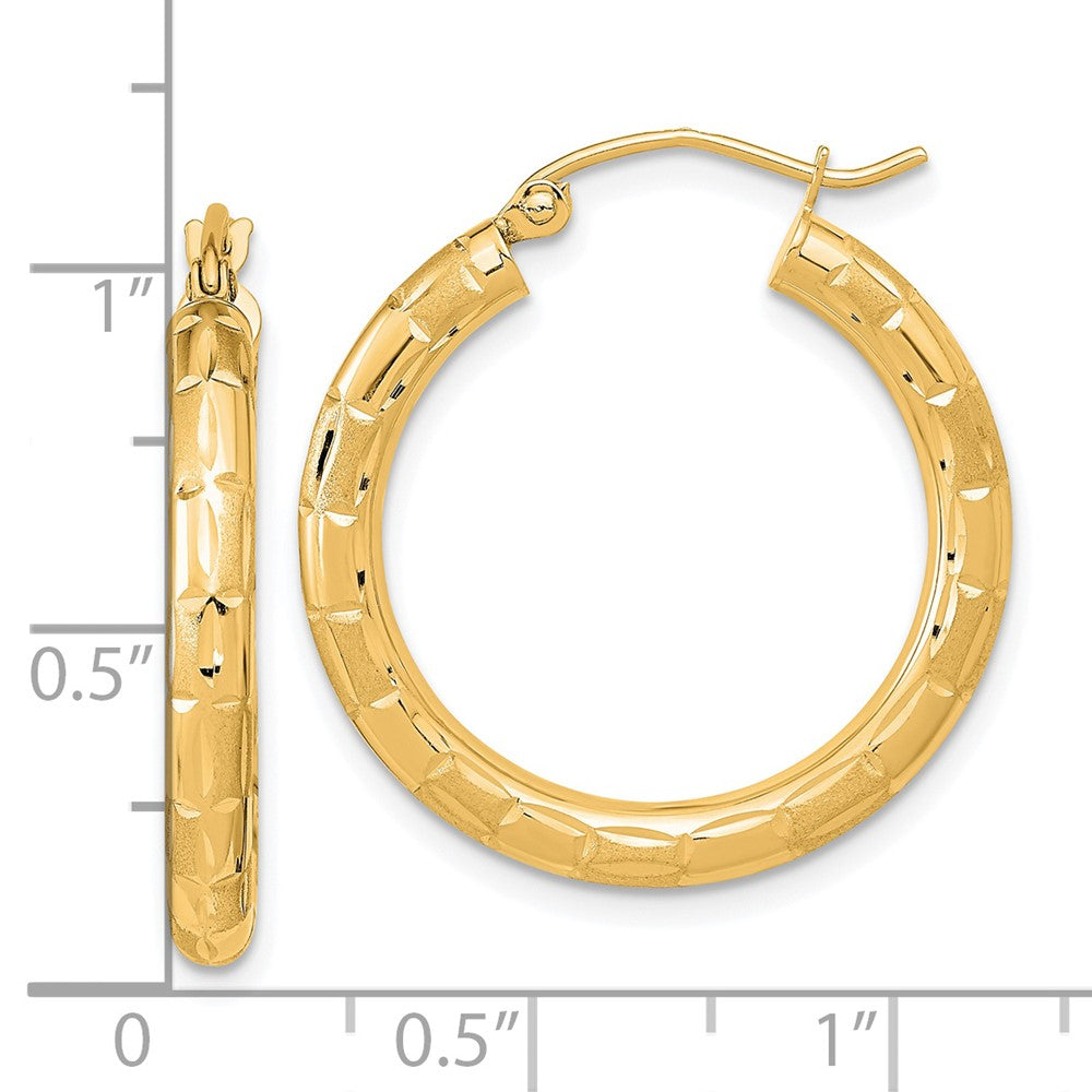 14k Yellow Gold 24.68 mm Polished Satin and Diamond-cut Hoop Earrings (1.81 grams)