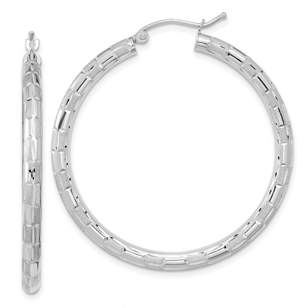 14k White Gold 40.63 mm Polished Satin and Diamond-cut Hoop Earrings (3.08 grams)