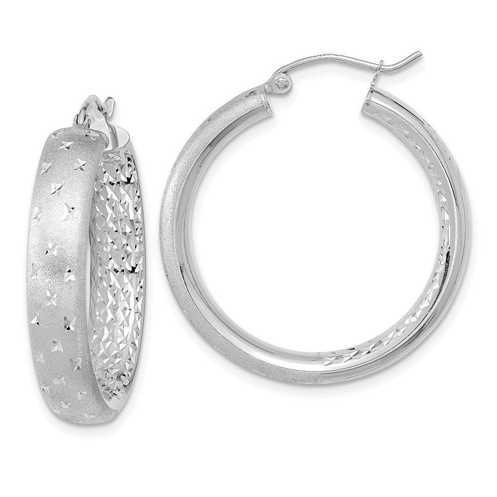 14k White Gold 29.25 mm Polished Satin and Diamond-cut In/Out Hoop Earrings (3.72 grams)