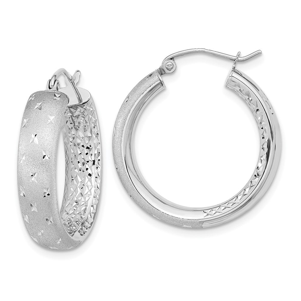 14k White Gold 23.14 mm Polished Satin and Diamond-cut In/Out Hoop Earrings (3.05 grams)