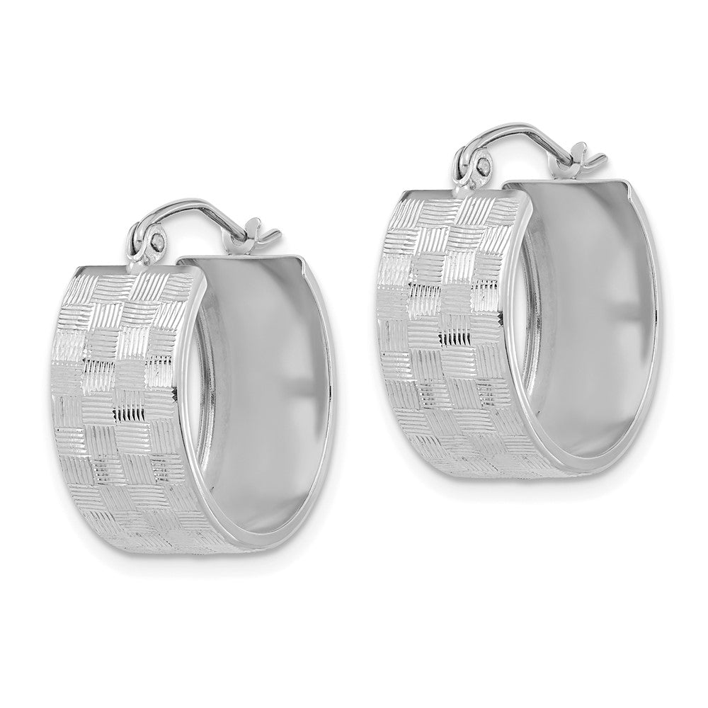 14k White Gold 17.73 mm Diamond-cut Hoop Earrings (1.84 grams)