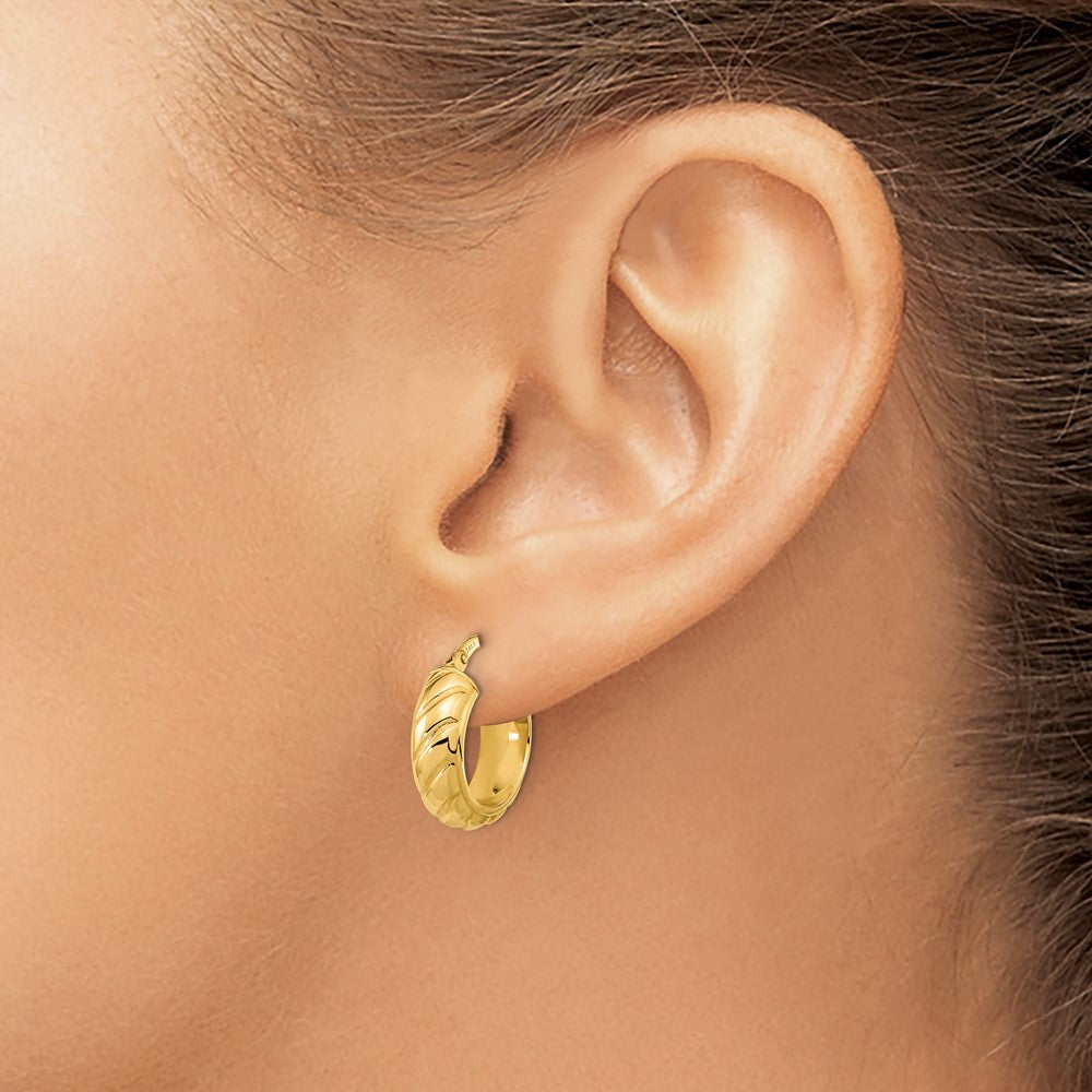 14k Yellow Gold 15.37 mm Polished Fancy Hoops (1.65 grams)