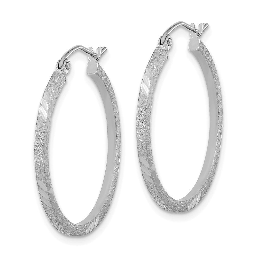 14k White Gold 25.01 mm Satin Diamond-cut Square Tube Hoop Earrings (1.46 grams)