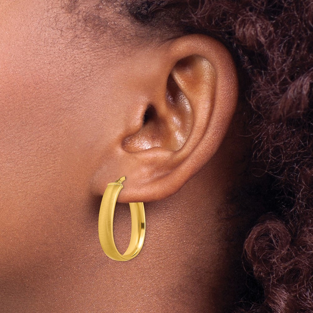 14k Yellow Gold 18.25 mm Satin and Polished Teardrop Hoop Earrings (2.18 grams)