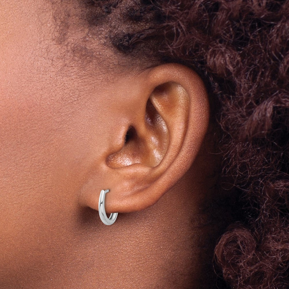 14k White Gold 10.2 mm Polished Oval Hinged Hoop Earrings (1.37 grams)