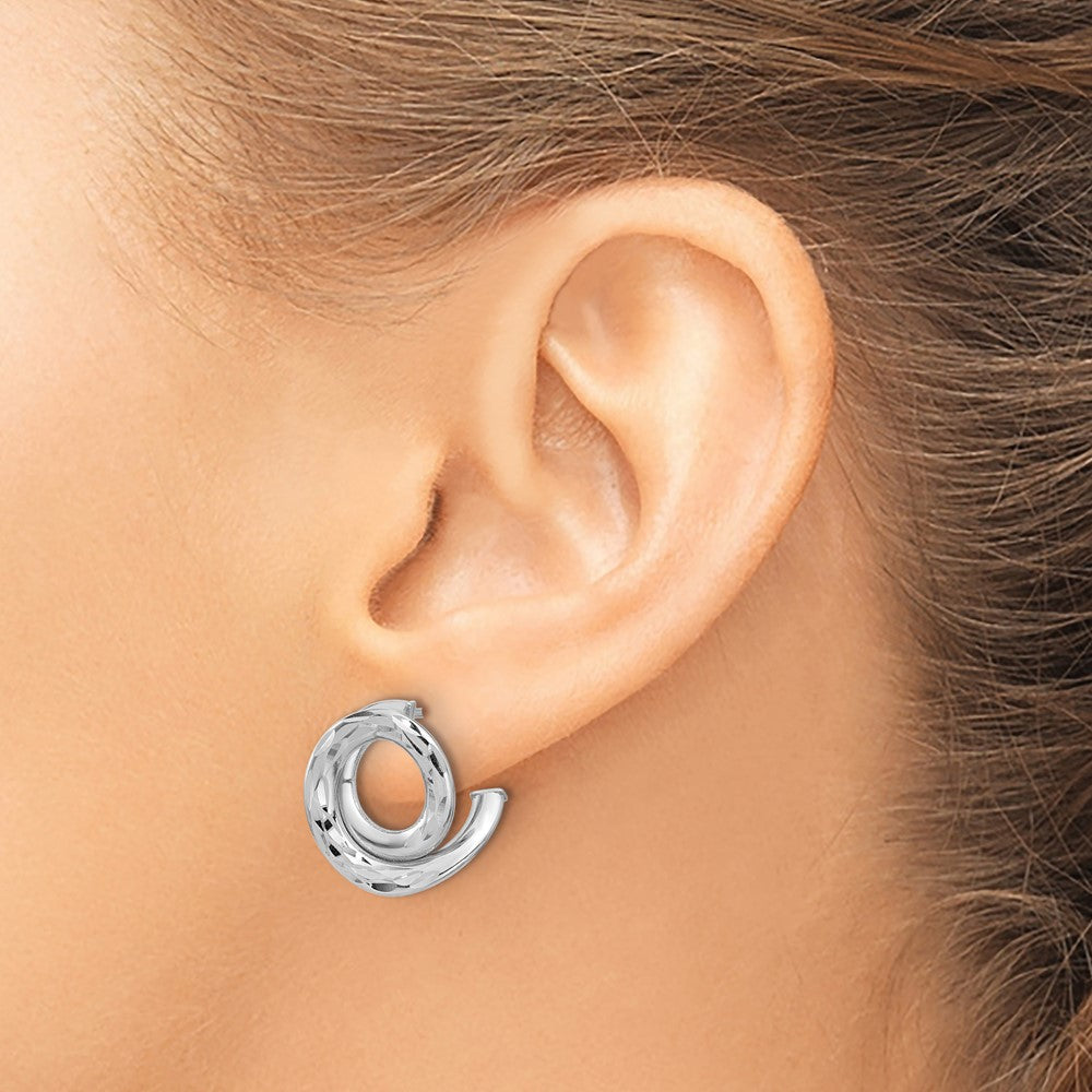 14k White Gold 14.8 mm Polish and Diamond-cut Intertwined Circle Post Earrings (2.46 grams)