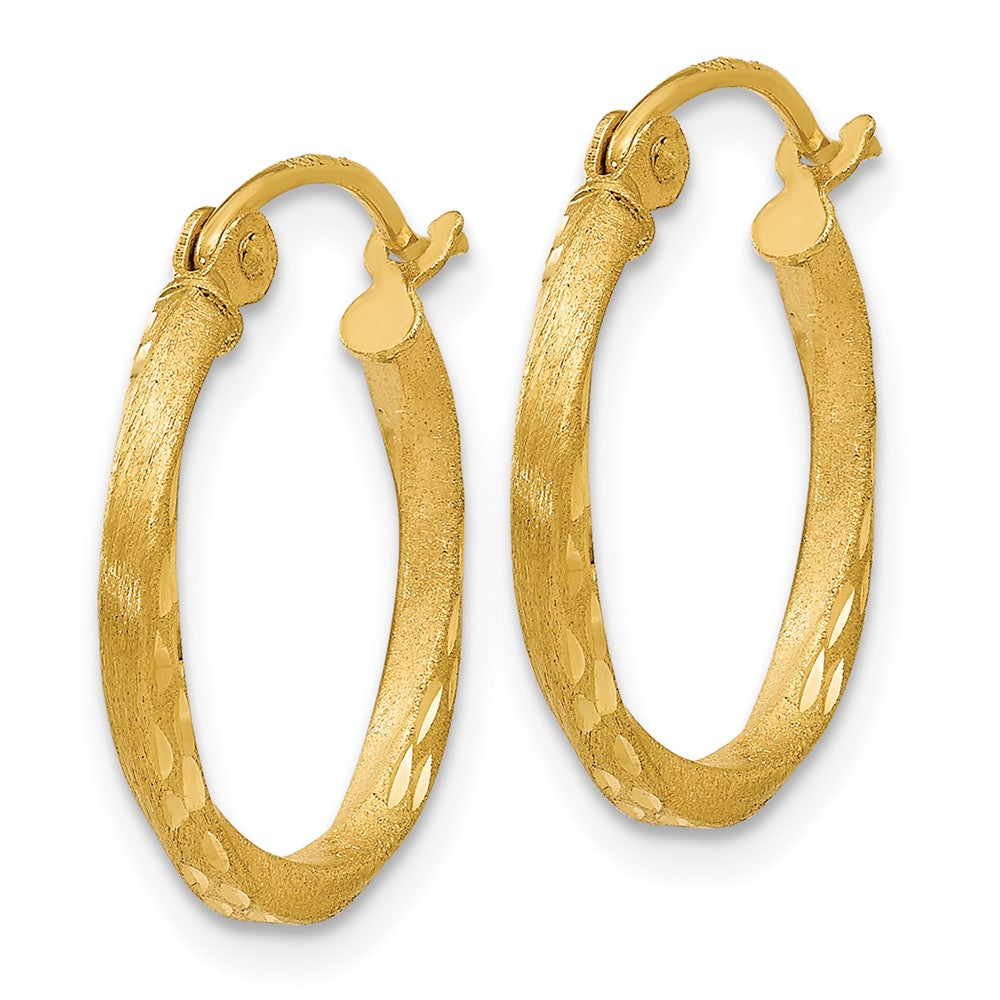 14k Yellow Gold 17 mm Satin Diamond Cut Hollow Twisted Hoop Earrings (0.97 grams)