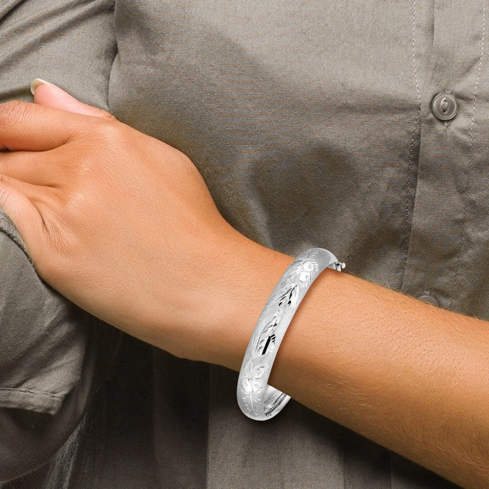 14k White Gold 10 mm /16 White Gold Florentine Engraved Hinged Bangle (13.32 grams)