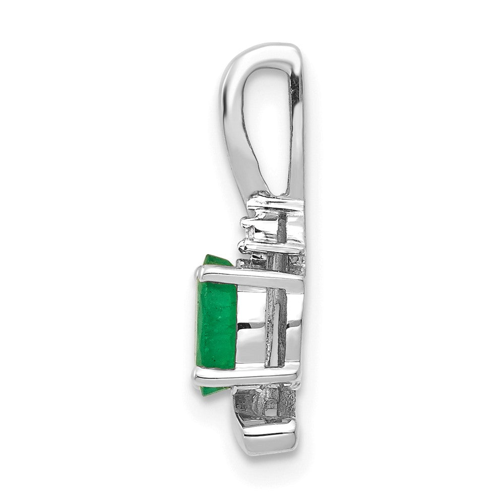 14k White Gold Emerald and Diamond Pendant (0.7 grams)
