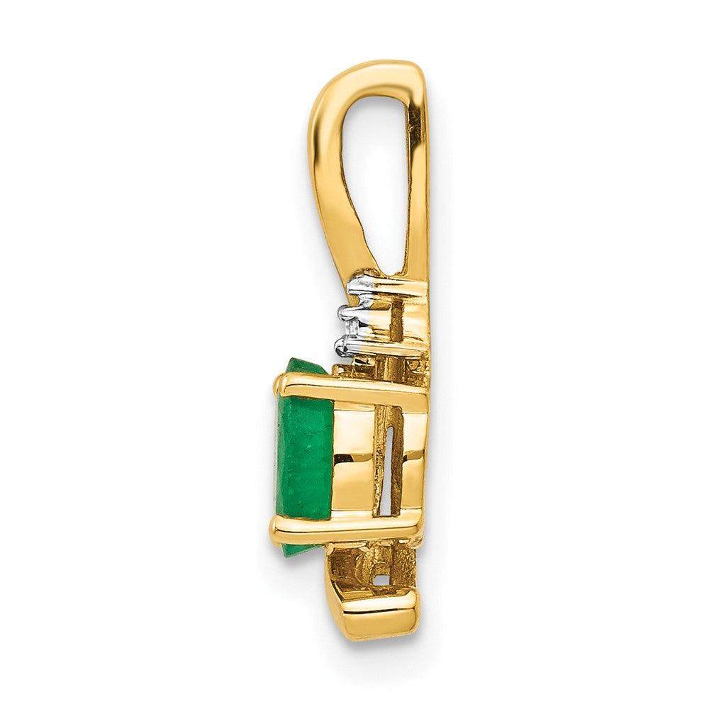 14k Emerald and Diamond Pendant (0.7 grams)