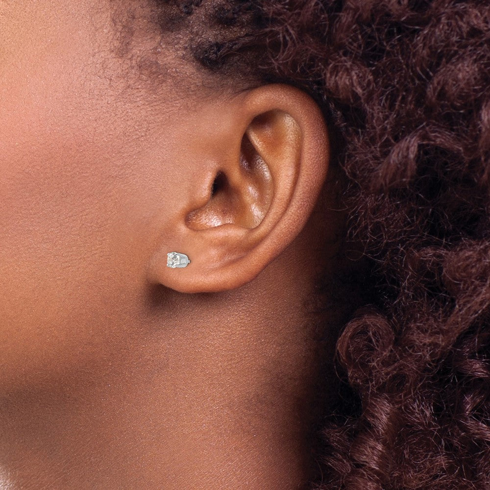 14k White Gold 5 mm CZ stud earrings (0.58 grams)