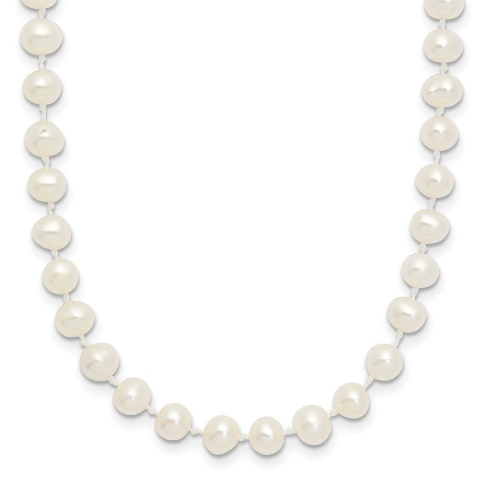 14k 4-5mm White Semi Round Freshwater Cultured Pearl Necklace (0.11 grams)
