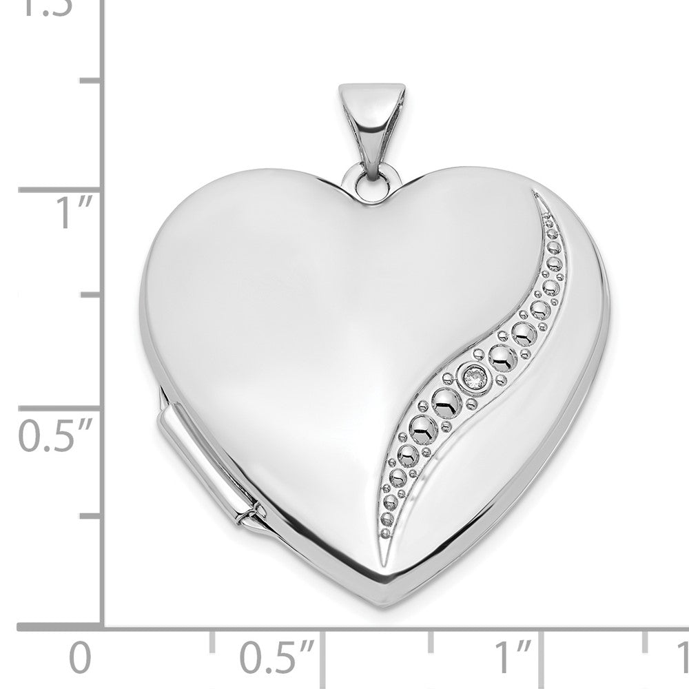 14k White Gold 27.3 mm Heart Locket (2.97 grams)