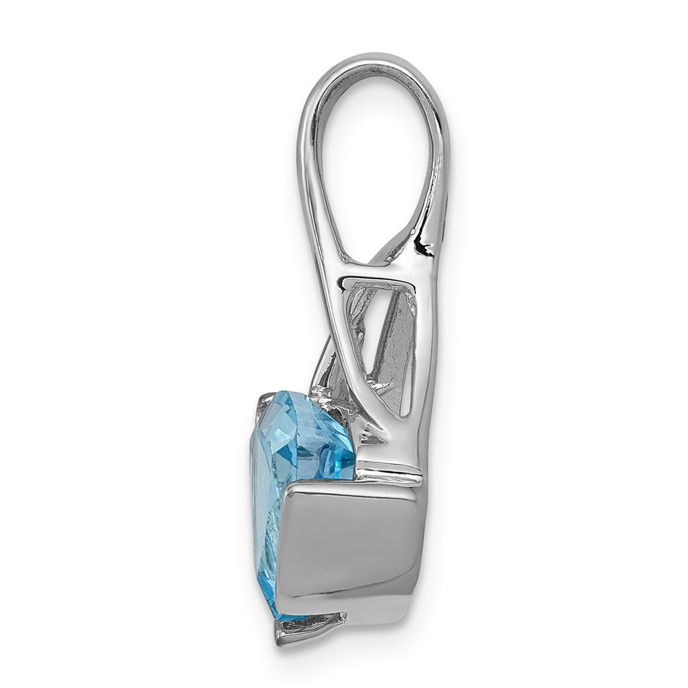 14k White Gold 8mm Blue Topaz Pendant (1.66 grams)