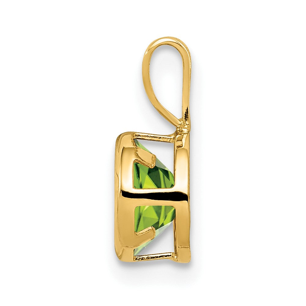 14k 6mm Peridot bezel pendant (0.38 grams)