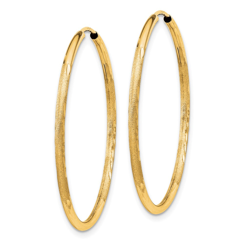 14k Yellow Gold 30 mm Satin Diamond-cut Endless Hoop Earrings (1.19 grams)