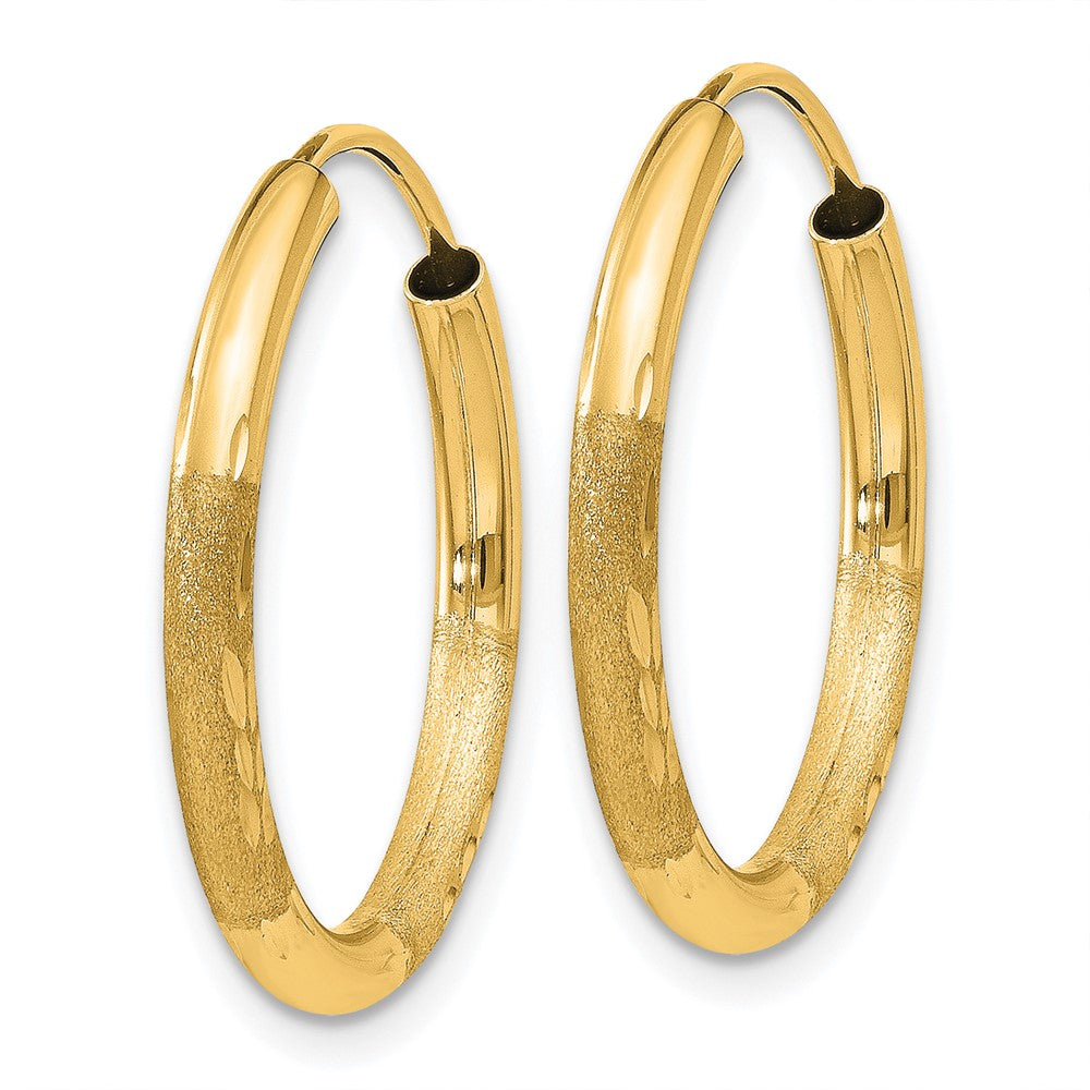 14k Yellow Gold 20 mm Satin Diamond-cut Endless Hoop Earrings (0.88 grams)