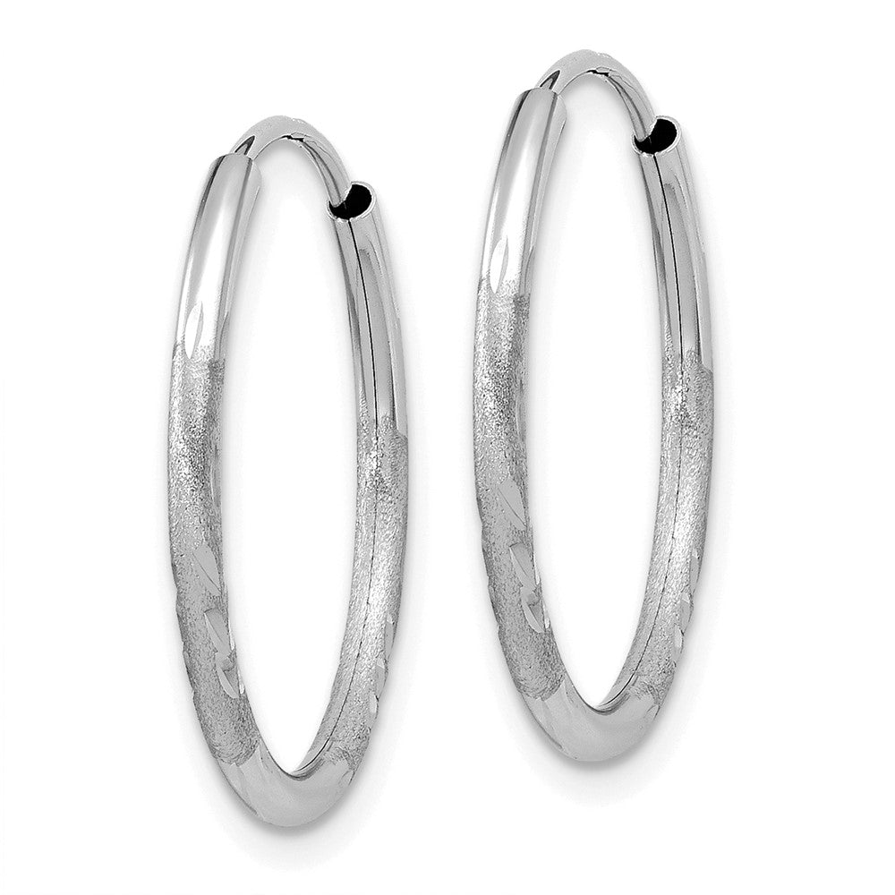 14k White Gold 16 mm Diamond-cut Endless Hoop Earrings (0.65 grams)